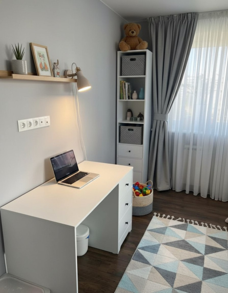 Стол письменный + стеллаж коллекции Норд